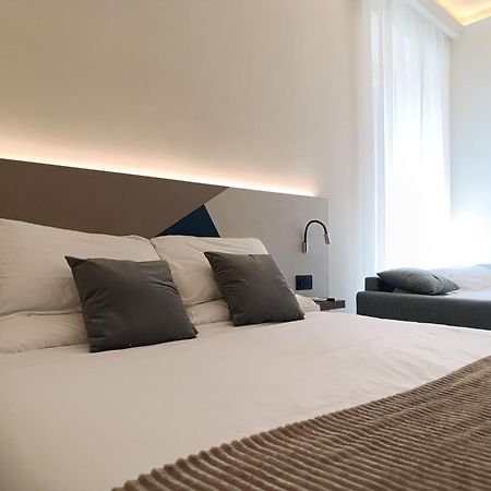 Honeycomb Guesthouse ローマ エクステリア 写真