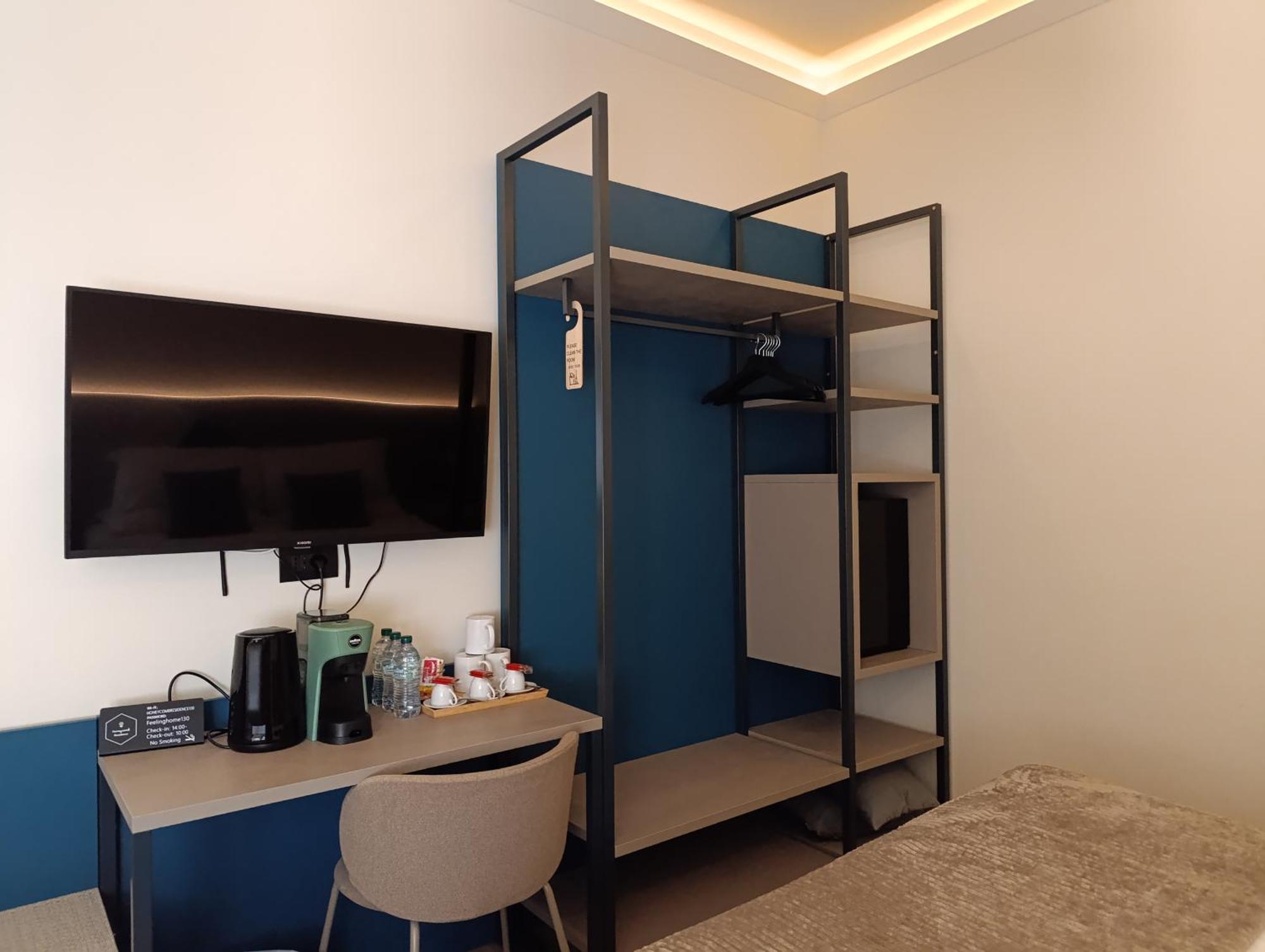 Honeycomb Guesthouse ローマ エクステリア 写真