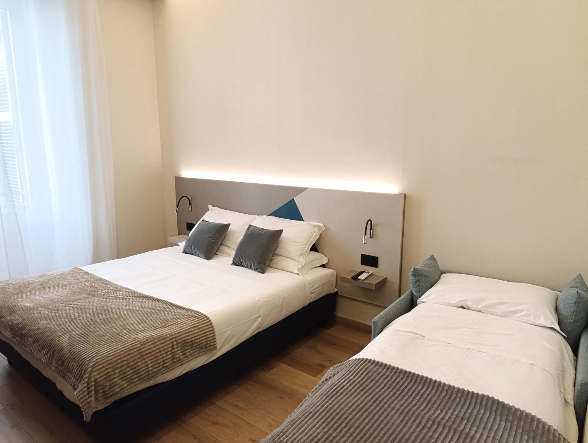 Honeycomb Guesthouse ローマ エクステリア 写真