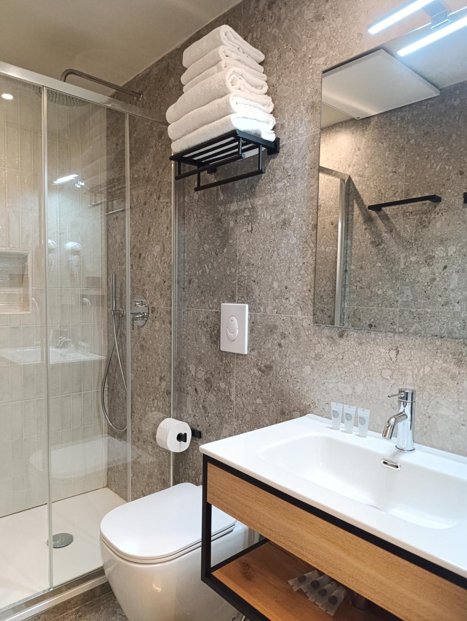 Honeycomb Guesthouse ローマ エクステリア 写真
