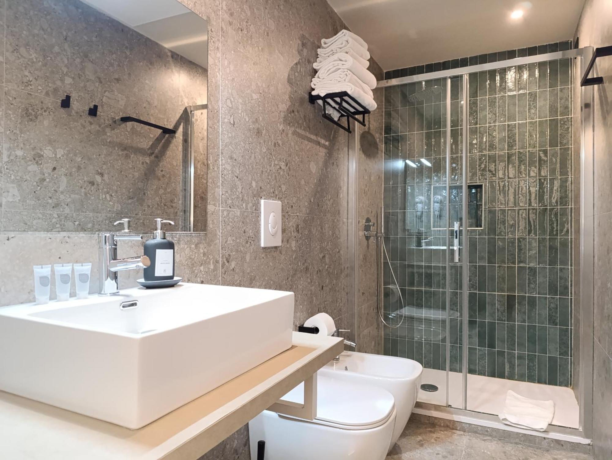 Honeycomb Guesthouse ローマ エクステリア 写真